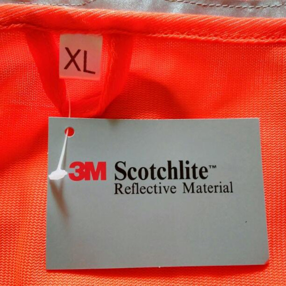 3M Scotchlite Reflective Material Vest - Picture 3 of 8